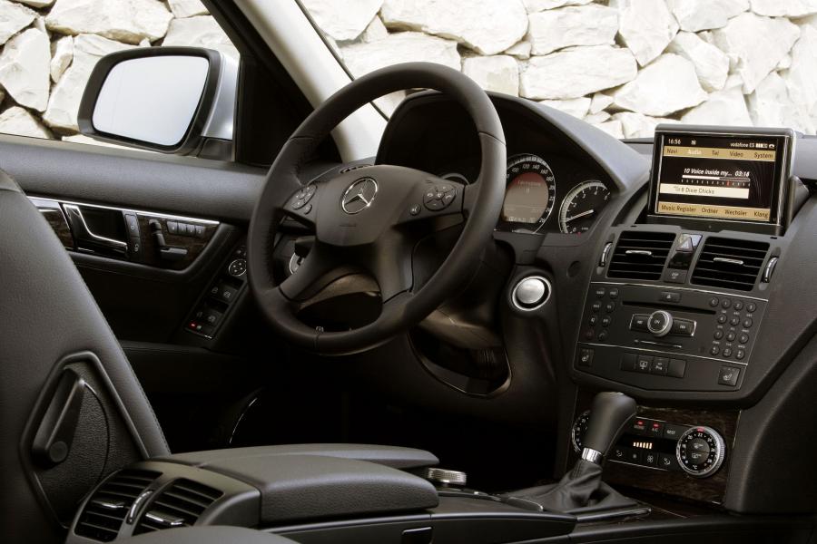  Mercedes-Benz C-Class 2007 года  (фото 84 из 413)